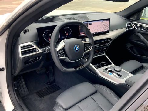 Certified 2025 BMW i4 eDrive40 w/ Premium Package image 17