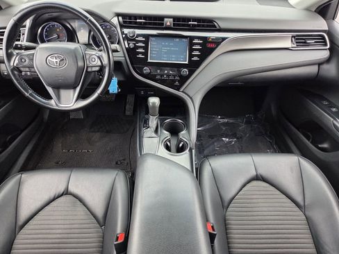 Used 2019 Toyota Camry SE image 8
