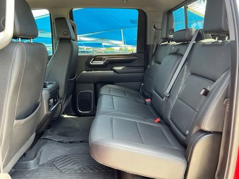 Used 2024 Chevrolet Silverado 2500 LT AWD/4WD image 8