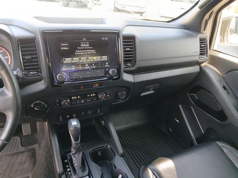 Used 2022 Nissan Frontier PRO-4X w/ Pro-4X Premium Package image 20