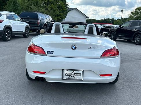 Used 2013 BMW Z4 sDrive28i image 4