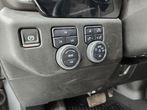 Used 2025 Chevrolet Silverado 2500 LT w/ All Star Edition image 47