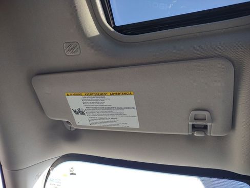 Used 2021 Toyota Sienna Limited image 44