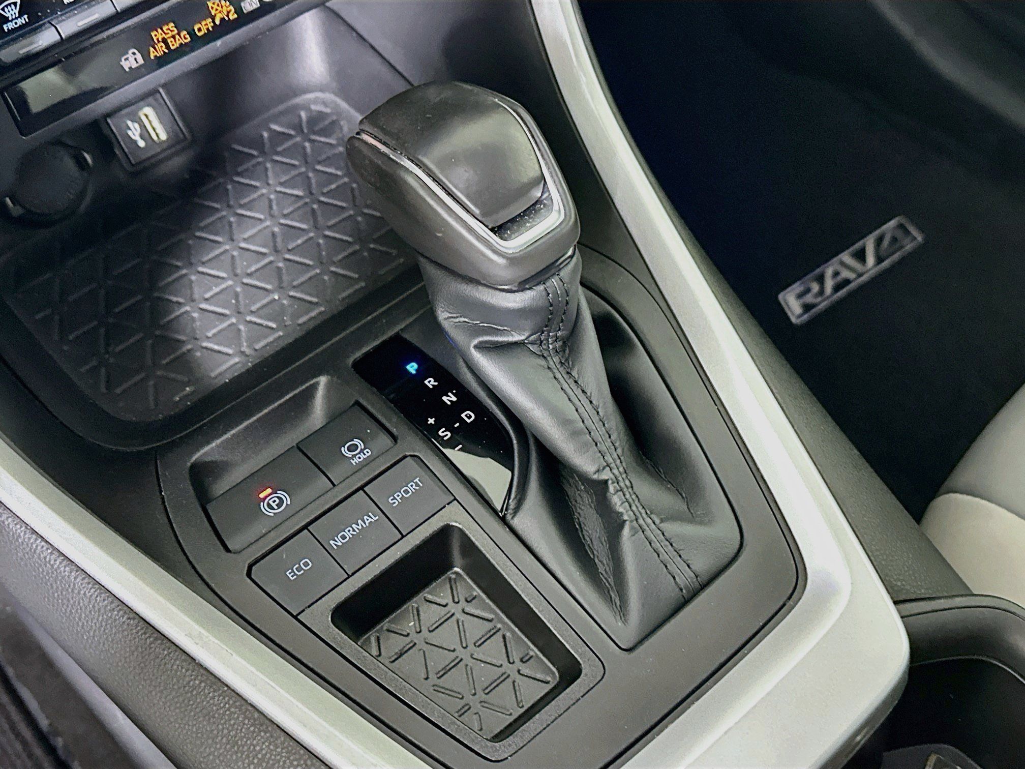 Certified 2023 Toyota RAV4 XLE Premium FWD image 21