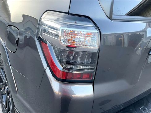 Used 2019 Toyota 4Runner Limited image 28