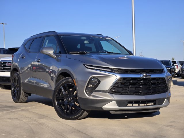 Used 2024 Chevrolet Blazer LT w/ Convenience Package FWD image 1