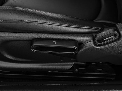 Used 2019 MINI Cooper S image 25