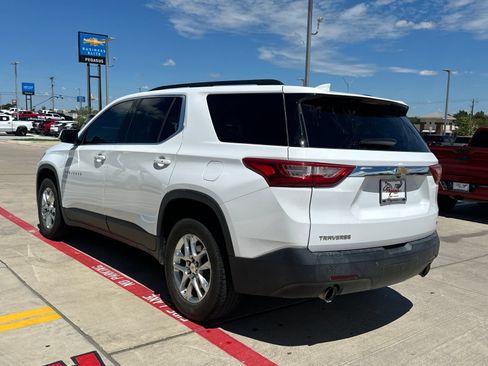 Used 2019 Chevrolet Traverse LT FWD image 5