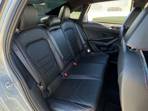 Used 2019 Volkswagen Jetta GLI Autobahn image 21
