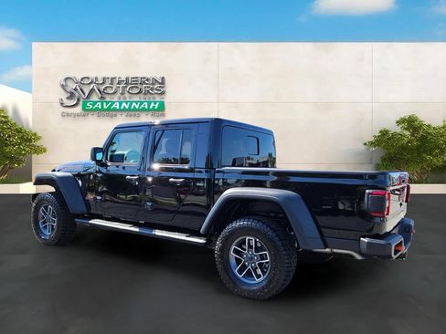 New 2026 Jeep Gladiator Mojave AWD/4WD image 3
