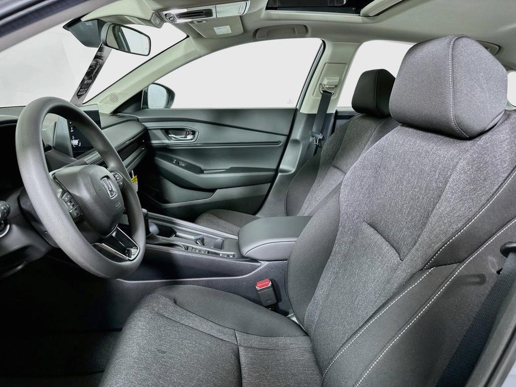 Used 2026 Honda Accord SE image 8