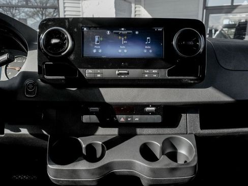 New 2026 Mercedes-Benz Sprinter 2500 image 17