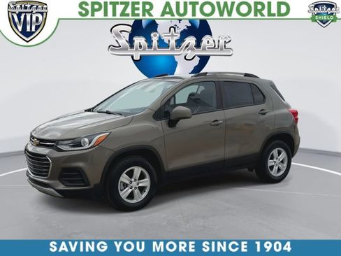 Used 2022 Chevrolet Trax LT w/ Driver Confidence Package AWD/4WD image 5