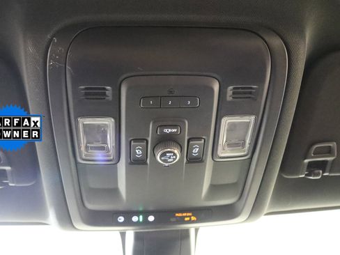 Certified 2022 GMC Yukon AT4 w/ Technology Package AWD/4WD image 27