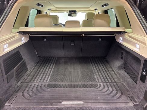 Used 2024 Land Rover Range Rover SE image 41