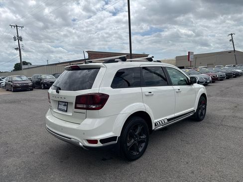 Used 2020 Dodge Journey Crossroad w/ Popular Equipment Group FWD image 6
