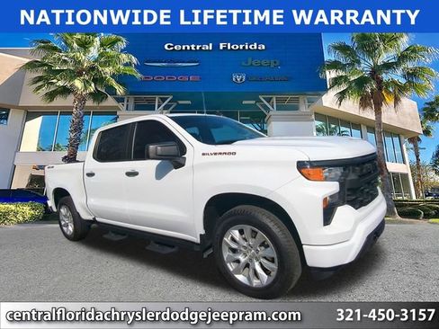 Used 2023 Chevrolet Silverado 1500 Custom image 1