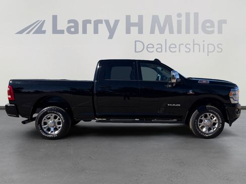 Used 2024 RAM 2500 Laramie w/ Safety Group AWD/4WD image 7