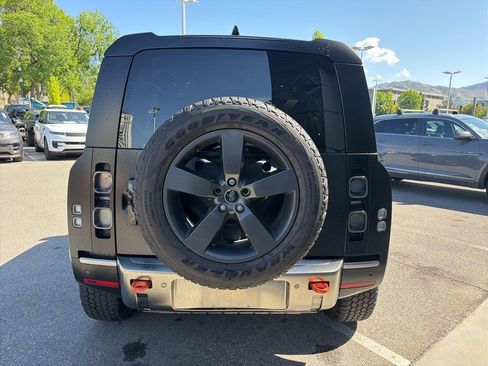 Used 2024 Land Rover Defender 110 X AWD/4WD image 7