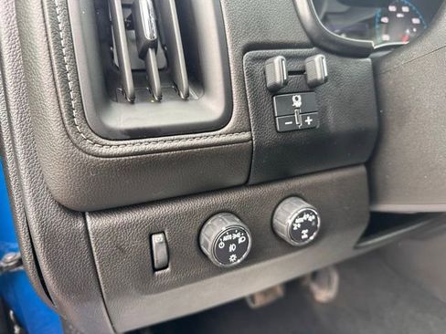 Used 2022 GMC Canyon Elevation image 16