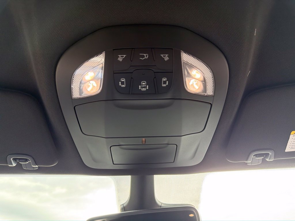 New 2027 Chrysler Pacifica Select AWD/4WD image 29