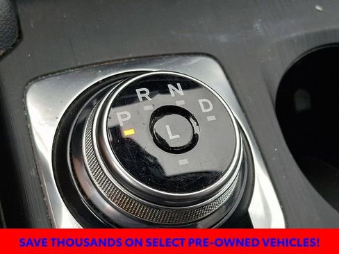 Used 2020 Ford Escape SE FWD image 17