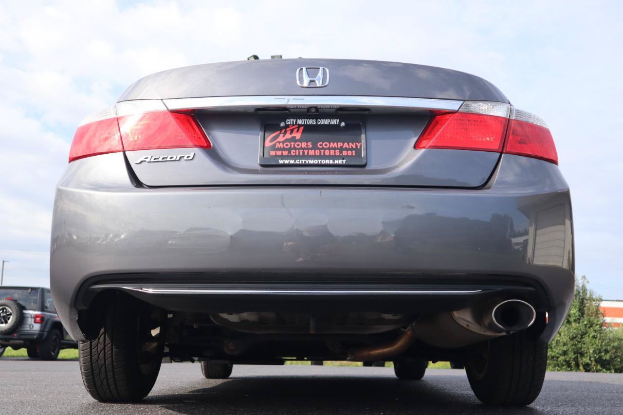 Used 2013 Honda Accord LX image 9