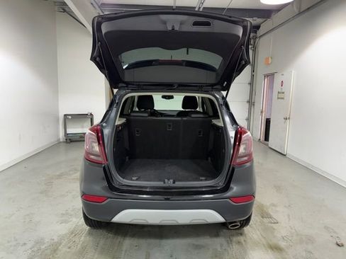 Used 2018 Buick Encore Sport Touring image 7