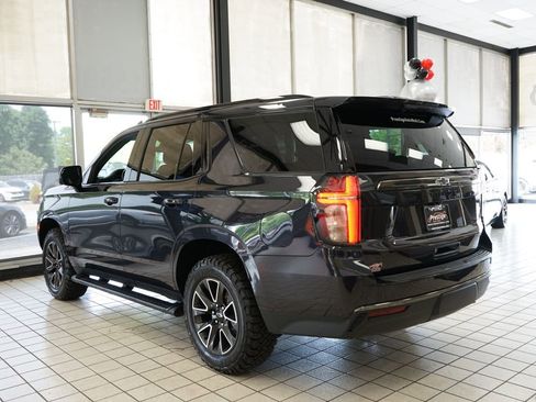 Used 2022 Chevrolet Tahoe Z71 w/ Luxury Package AWD/4WD image 4