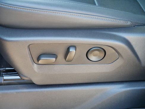 Used 2025 Chevrolet Silverado 3500 LTZ w/ LTZ Plus Package image 20