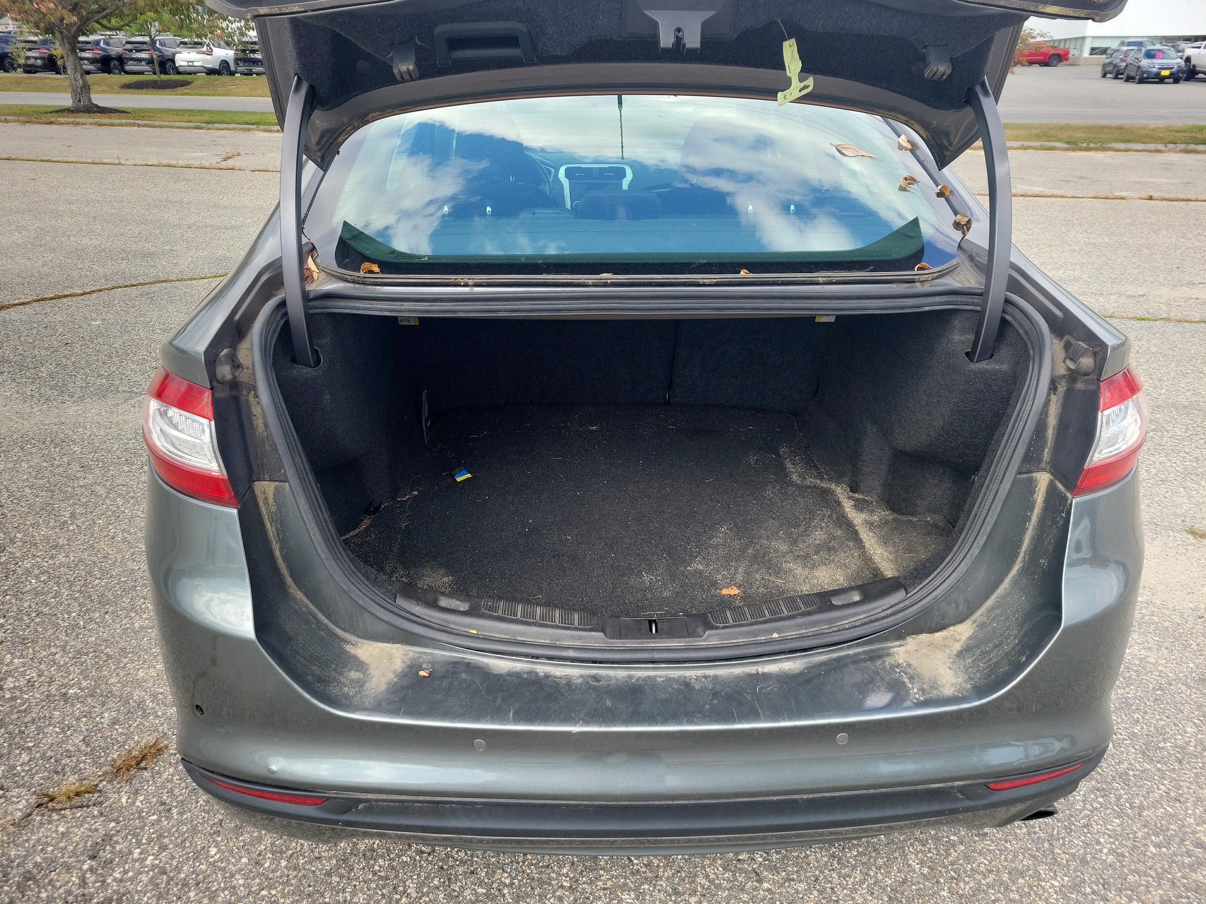 Used 2013 Ford Fusion SE FWD image 13