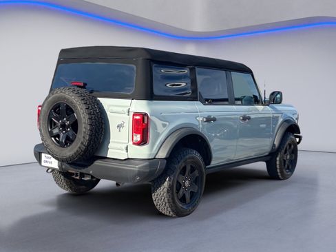 Used 2023 Ford Bronco Black Diamond image 10