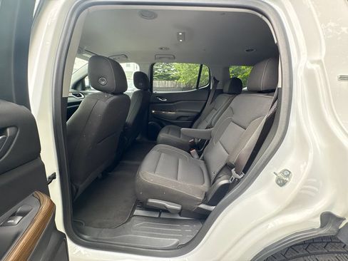 Used 2023 GMC Acadia SLE w/ Driver Convenience Package AWD/4WD image 31