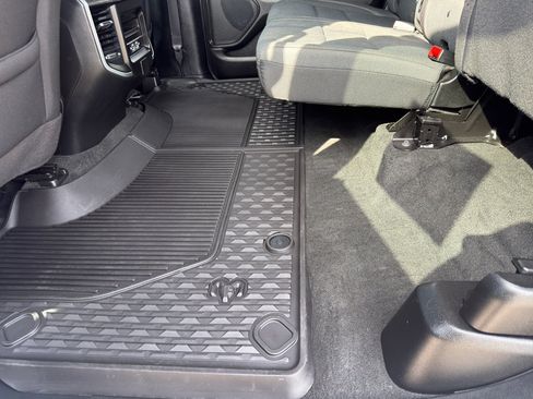 Used 2023 RAM 1500 Big Horn AWD/4WD image 35