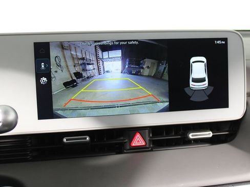 Used 2024 Hyundai Ioniq 5 SE RWD image 16