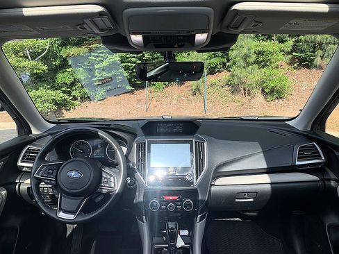 Used 2024 Subaru Forester Limited AWD/4WD image 18