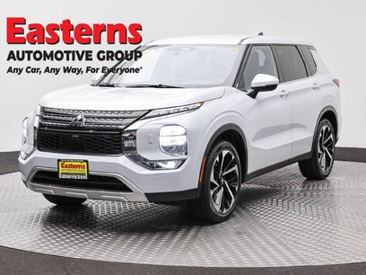 Used 2024 Mitsubishi Outlander SE