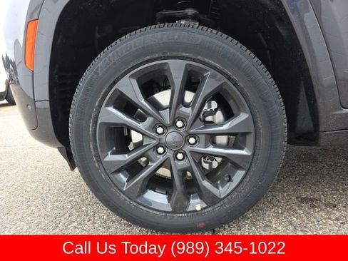 New 2026 Jeep Grand Cherokee L Limited image 9