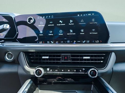 New 2026 Chevrolet Tahoe High Country AWD/4WD image 13