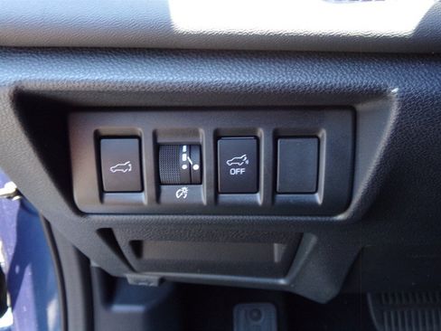 Used 2022 Subaru Outback Limited AWD/4WD image 39
