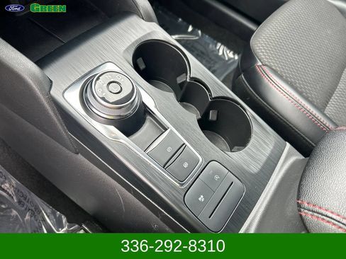 Used 2024 Ford Escape ST-Line AWD/4WD image 25