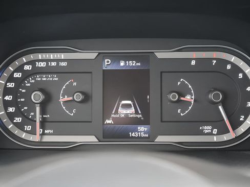 Certified 2024 Hyundai Santa Cruz SEL FWD image 25