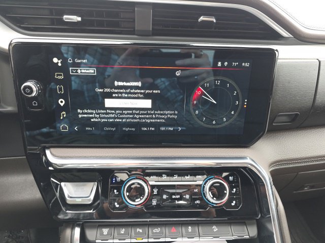 Used 2024 GMC Sierra 2500 Denali w/ Denali Reserve Package AWD/4WD image 18