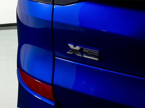 Used 2025 BMW X5 M60i AWD/4WD image 15