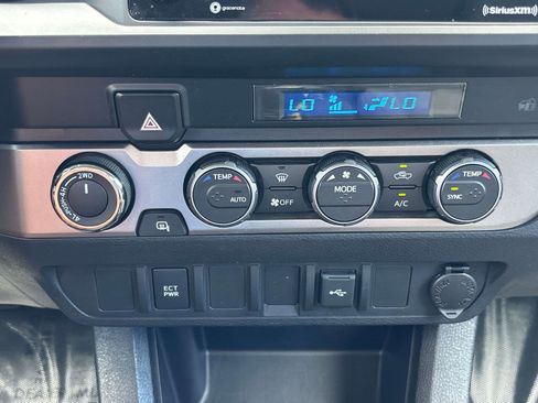 Used 2022 Toyota Tacoma SR image 20