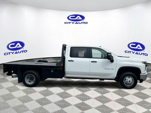 Used 2023 Chevrolet Silverado 3500 W/T w/ WT Convenience Package AWD/4WD image 2