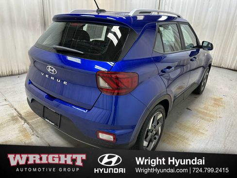 Certified 2023 Hyundai Venue Limited w/ Cargo Package image 6