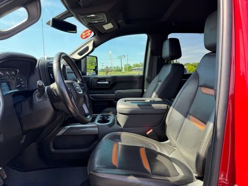 Used 2022 GMC Sierra 2500 AT4 AWD/4WD image 16