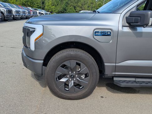 Certified 2025 Ford F150 Lightning Flash AWD/4WD image 11
