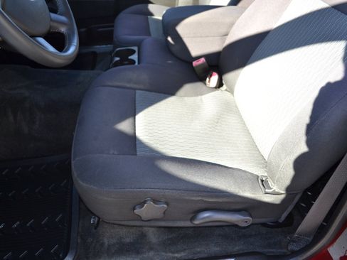 Used 2011 Chevrolet Colorado LT image 21